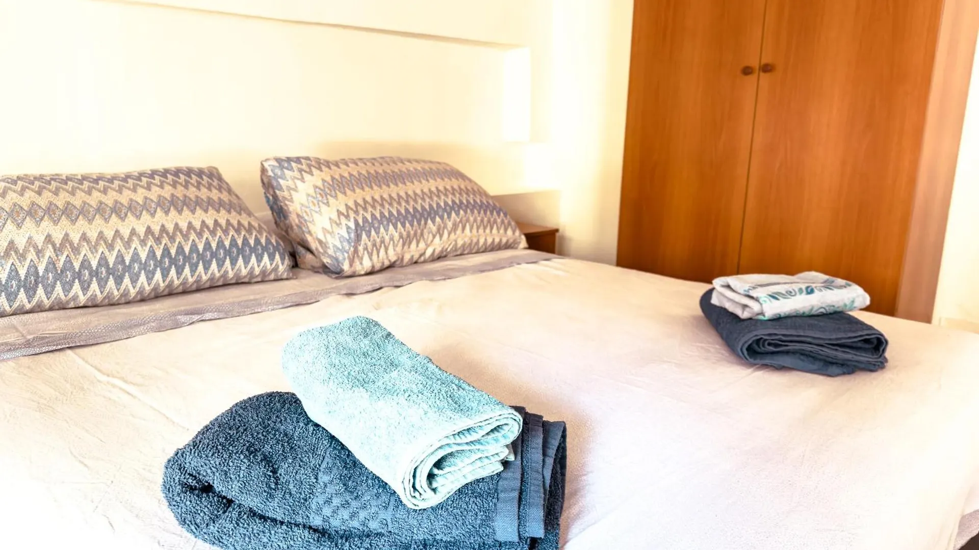 Camurria Apartments Giardini Naxos